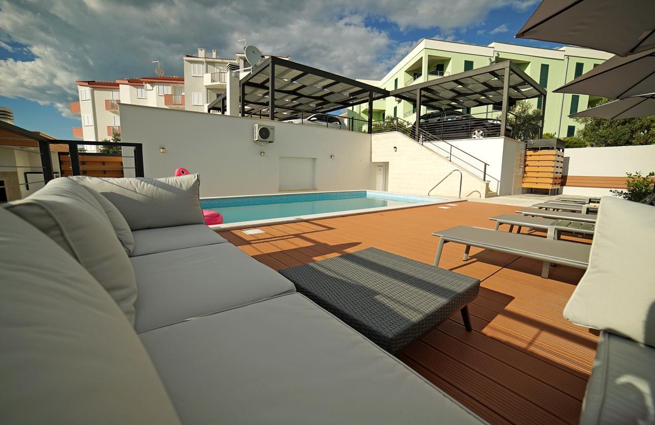 Apartments Gazebo Трогир Экстерьер фото